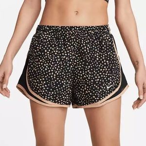 Nike Women's Dri-FIT Tempo Printed Running Shorts | M